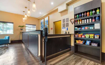Photo 4 - Best Western Columbia River Waterfront Hotel Astoria