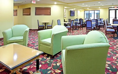 Photo 4 - Holiday Inn Express Richmond Airport by IHG