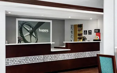 Photo 4 - Hampton Inn Orlando/Lake Buena Vista