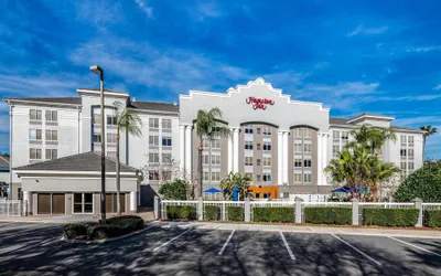 Photo 2 - Hampton Inn Orlando/Lake Buena Vista