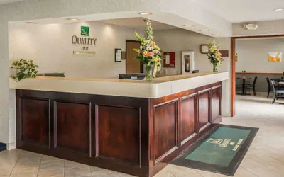Photo 4 - Quality Inn Dundee