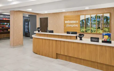 Photo 3 - Hampton Inn Ft Lauderdale-Plantation
