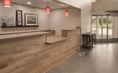 Photo 3 - Country Inn & Suites by Radisson, Cedar Falls, IA
