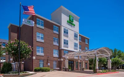 Photo 2 - Holiday Inn & Suites Dallas-Addison by IHG