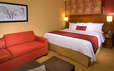 Photo 4 - Courtyard by Marriott Hartford Manchester