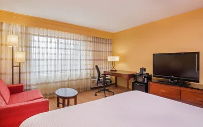 Photo 5 - Courtyard by Marriott Hartford Manchester