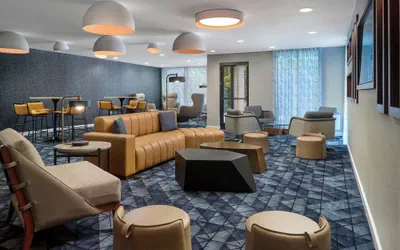 Photo 2 - Courtyard by Marriott Frederick