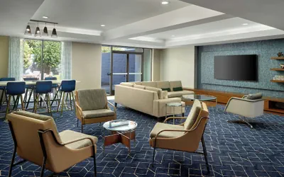 Photo 3 - Courtyard by Marriott Frederick