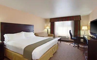 Photo 3 - Holiday Inn Express Temecula by IHG