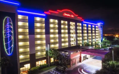 Photo 2 - Hampton Inn Cocoa Beach/Cape Canaveral