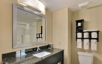 Photo 5 - Hampton Inn Savannah-I-95/Richmond Hill