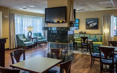 Photo 5 - Hampton Inn Somerset
