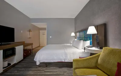 Photo 4 - Hampton Inn Olive Branch