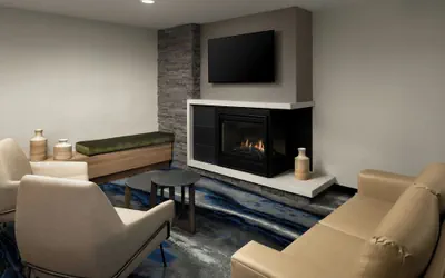 Photo 4 - Fairfield Inn & Suites by Marriott Lake Oswego