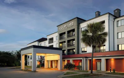 Photo 2 - Courtyard by Marriott North Charleston Airport/Coliseum