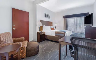 Photo 4 - Wingate by Wyndham Tinley Park