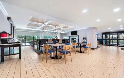 Photo 4 - Hampton Inn Philadelphia/Plymouth Meeting