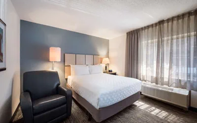 Photo 5 - Sonesta Simply Suites Plano Frisco