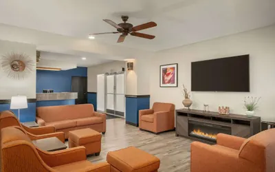 Photo 3 - Baymont by Wyndham Casa Grande