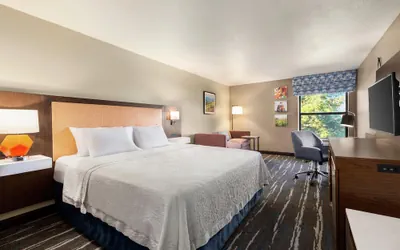 Photo 5 - Hampton Inn Tracy