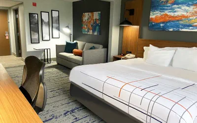Photo 4 - La Quinta Inn & Suites by Wyndham-Albany GA