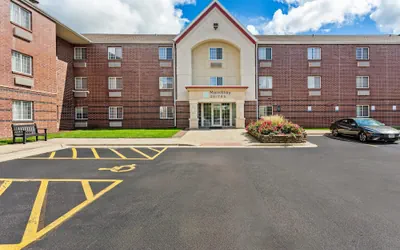 Photo 2 - MainStay Suites Chicago Hoffman Estates