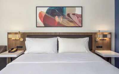 Photo 2 - Hilton Garden Inn Chicago / Oak Brook