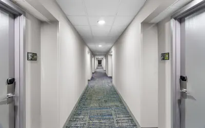 Photo 5 - Hampton Inn Portage