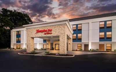 Photo 2 - Hampton Inn Portage