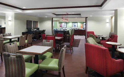 Photo 3 - Hampton Inn Jasper