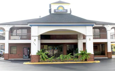 Days Inn by Wyndham Franklin