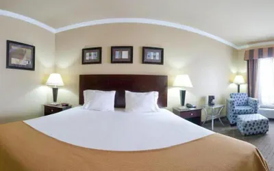 Photo 4 - Holiday Inn Express Hotel & Suites Natchitoches by IHG