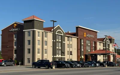 Photo 2 - La Quinta Inn & Suites Summersville / New River National Park