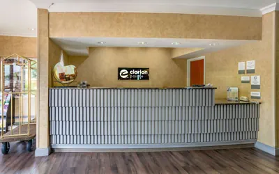 Photo 3 - Clarion Pointe Medford