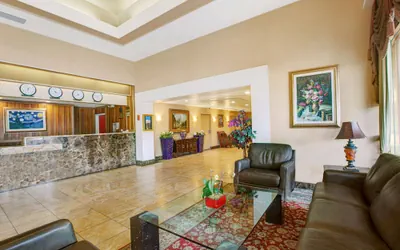 Photo 3 - Ramada by Wyndham Hawthorne LAX / LA Stadium