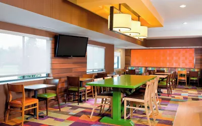 Photo 4 - Fairfield Inn & Suites Lexington Keeneland Airport