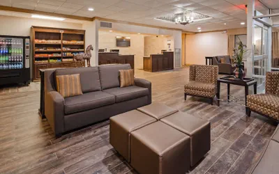 Photo 4 - Best Western Crossroads Of The Bluffs