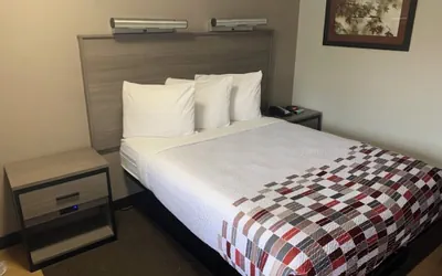 Photo 5 - Red Roof Inn Princeton - Ewing