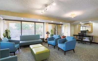 Photo 2 - Days Inn by Wyndham Newark Wilmington