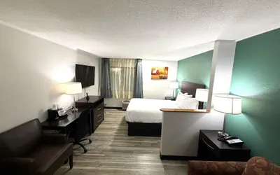 Photo 5 - Baymont Inn & Suites by Wyndham Newton IA