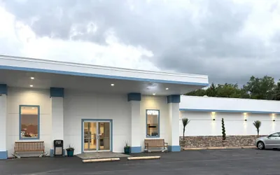 Baymont Inn & Suites by Wyndham Newton IA