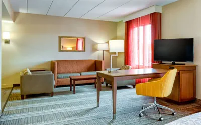 Photo 2 - Hampton Inn Boston - Norwood