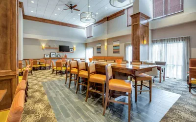 Photo 3 - Hampton Inn Boston - Norwood