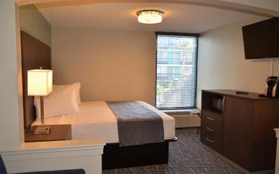 Photo 5 - Opal Hotel & Suites