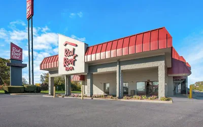 Photo 2 - Red Roof Inn Winchester, VA