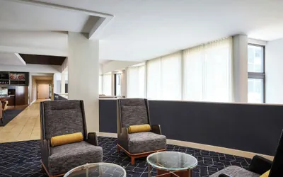 Photo 4 - Courtyard by Marriott St Louis Westport Plaza