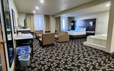 Photo 2 - Comfort Inn & Suites Shakopee Downtown Area