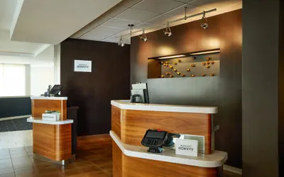 Photo 3 - Courtyard by Marriott Kansas City Overland Park/Metcalf