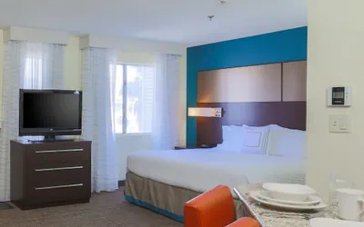 Photo 5 - Residence Inn by Marriott Bakersfield