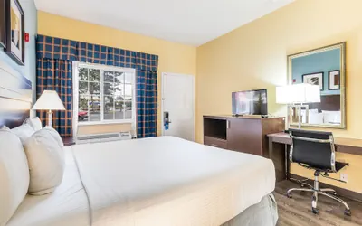 Photo 5 - Days Inn by Wyndham Federal Way